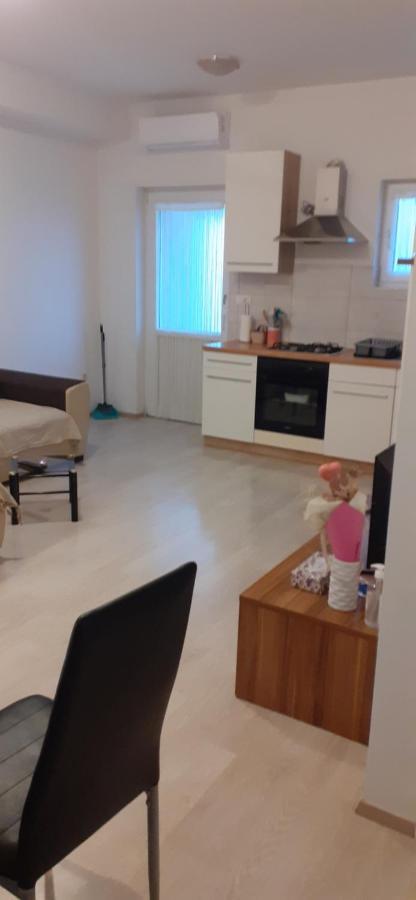 Apartman Tanja Apartment Билице Екстериор снимка